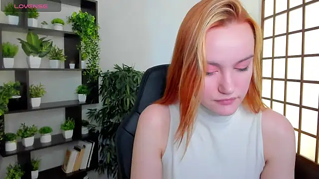 Snapshot of Ida_FaneStain chatting on 11, 10, 2025 Ida FaneStain online show from 11, 10, 2025