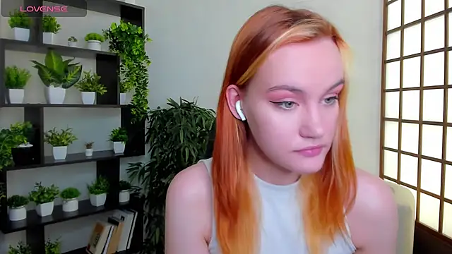 Snapshot of Ida_FaneStain chatting on 19, 10, 2025 Ida FaneStain online show from 19, 10, 2025