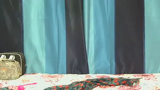 Aarti misty71 online show from 23, 9, 2025