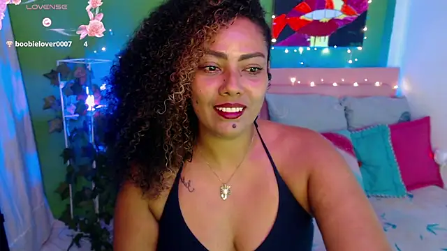 Snapshot of katherinnyazz chatting on 12, 9, 2025 katherinnyazz online show from 12, 9, 2025