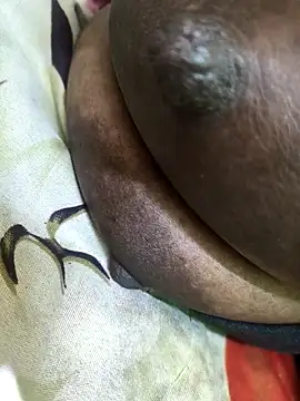 Dassing strip couple online show from 6, 2, 2026