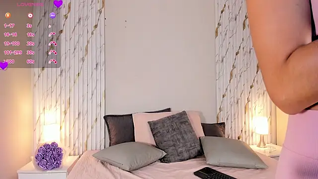 MissVioleet  online show from 4, 4, 2026