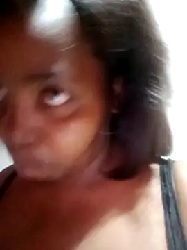 Snapshot of ShySexyBaddiexx chatting on 16, 12, 2025 ShySexyBaddiexx online show from 16, 12, 2025