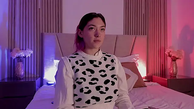 Victoria Beaumont online show from 11, 1, 2026