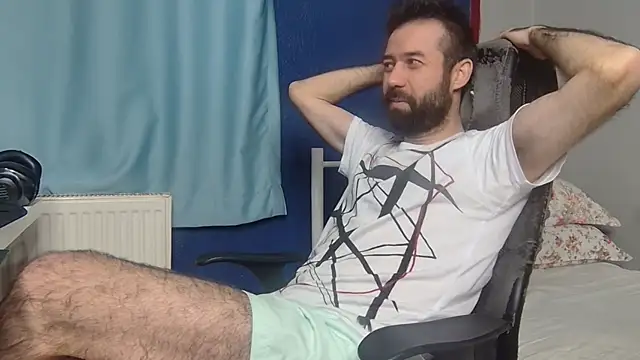 Snapshot of flydirty chatting on 12, 10, 2025 flydirty online show from 12, 10, 2025