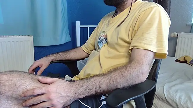 Snapshot of flydirty chatting on 16, 11, 2025 flydirty online show from 16, 11, 2025