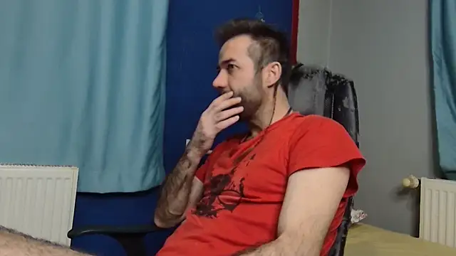 Snapshot of flydirty chatting on 19, 11, 2025 flydirty online show from 19, 11, 2025