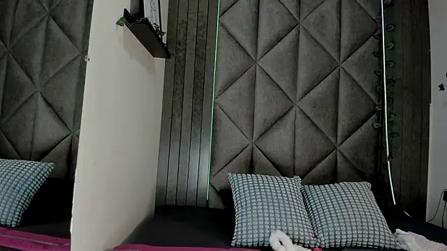 Snapshot of JenaCooper_ chatting on 19, 12, 2025 JenaCooper online show from 19, 12, 2025