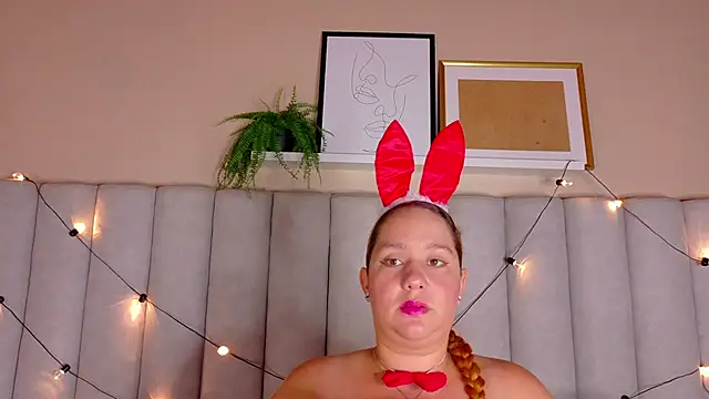 Snapshot of JenaCooper_ chatting on 14, 2, 2026 JenaCooper online show from 14, 2, 2026