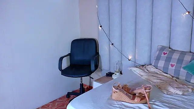 Snapshot of JenaCooper_ chatting on 17, 2, 2026 JenaCooper online show from 17, 2, 2026