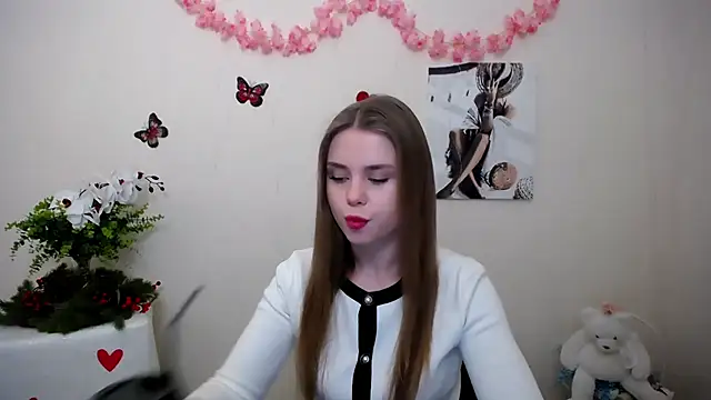 Snapshot of OceanicDawn chatting on 2, 3, 2026 OceanicDawn online show from 2, 3, 2026