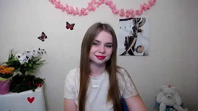 Snapshot of OceanicDawn chatting on 8, 3, 2026 OceanicDawn online show from 8, 3, 2026