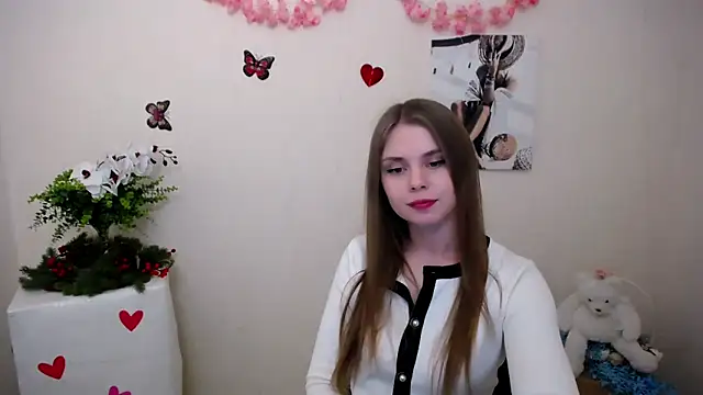 Snapshot of OceanicDawn chatting on 11, 4, 2026 OceanicDawn online show from 11, 4, 2026