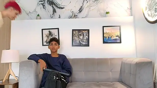 TWINKS FRIENDS online show from 6, 5, 2026