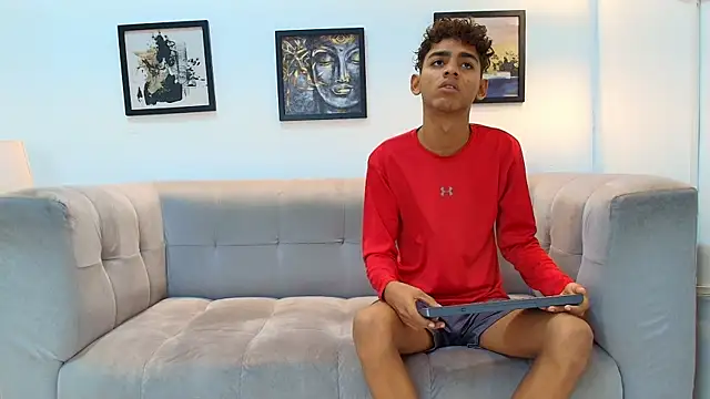 TWINKS FRIENDS online show from 12, 5, 2026