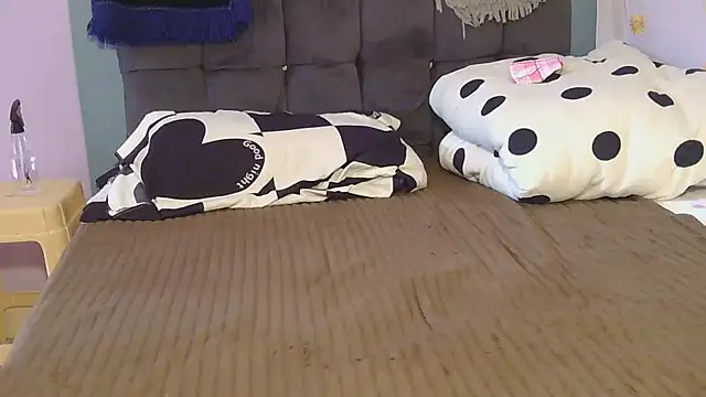 Snapshot of AfricanDickza chatting on 18, 11, 2025 AfricanDickza online show from 18, 11, 2025