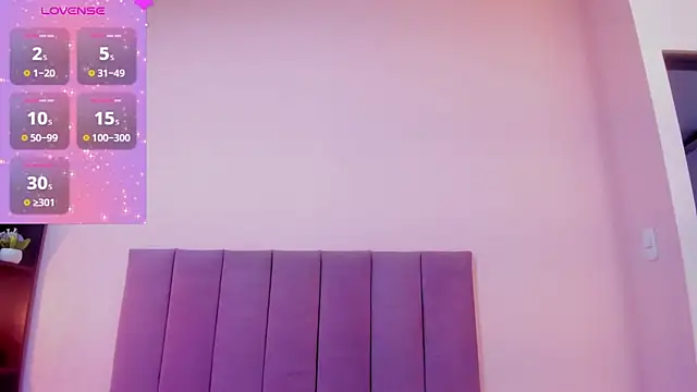 Snapshot of violet_myerrs chatting on 13, 1, 2026 violet myerrs online show from 13, 1, 2026