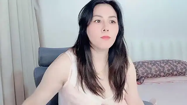 Eve5215 online show from 19, 4, 2026