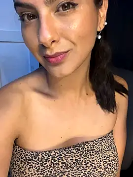 chicachocolate01 online show from 13, 11, 2025