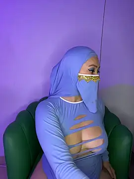 Snapshot of Aisha_Malek chatting on 27, 10, 2025 Aisha Malek online show from 27, 10, 2025