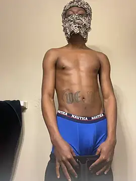 Snapshot of fpbitches1 chatting on 19, 10, 2025 fpbitches1 online show from 19, 10, 2025