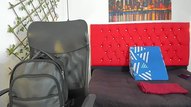 carolinacrus01 online show from 16, 10, 2025