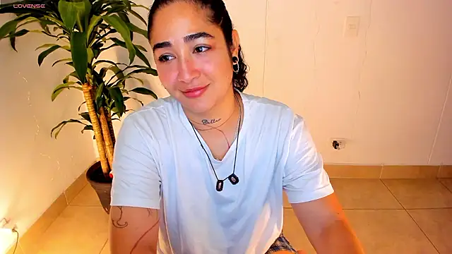 Snapshot of _kat_1995 chatting on 20, 2, 2026 kat 1995 online show from 20, 2, 2026