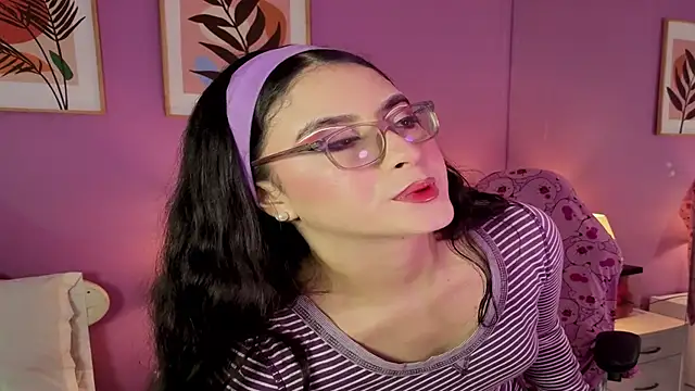 Snapshot of LiLLiAnderson chatting on 25, 9, 2025 LiLLiAnderson online show from 25, 9, 2025