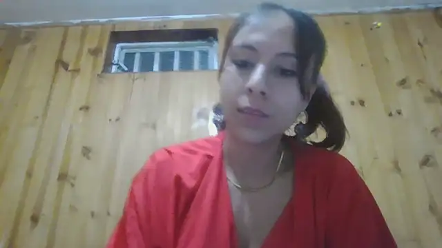 Snapshot of Roselingalvis13 chatting on 16, 9, 2025 Roselingalvis13 online show from 16, 9, 2025