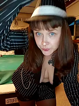 Ursulalane online show from 11, 10, 2025