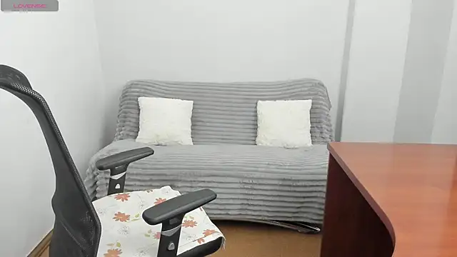 Alisha Skyes online show from 25, 2, 2026