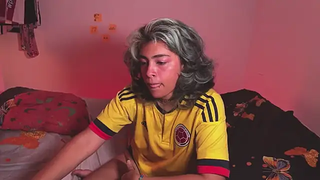 Snapshot of Andrewpetrikov_ chatting on 12, 9, 2025 Andrewpetrikov online show from 12, 9, 2025