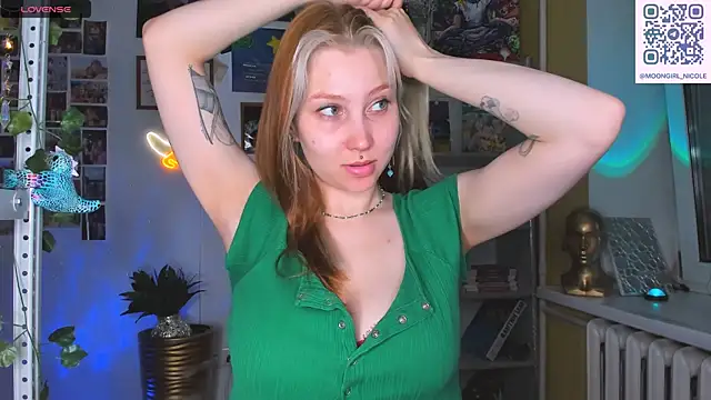 Snapshot of Nicole_matt chatting on 12, 7, 2026 Nicole matt online show from 12, 7, 2026