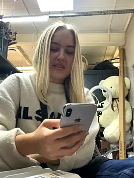 CandyVice online show from 16, 10, 2025