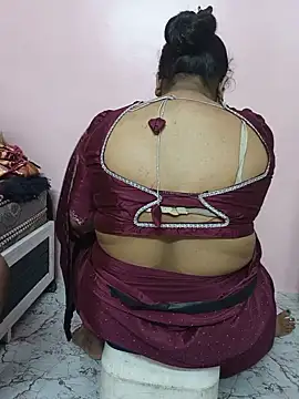 Snapshot of dhanshri143 chatting on 15, 5, 2026 dhanshri143 online show from 15, 5, 2026