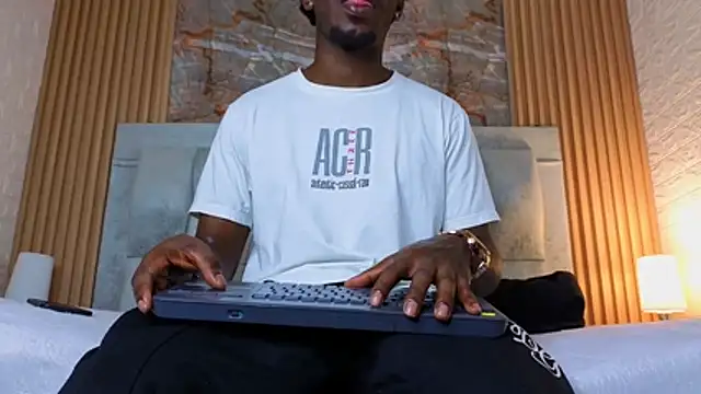 pipedark  online show from 28, 11, 2025