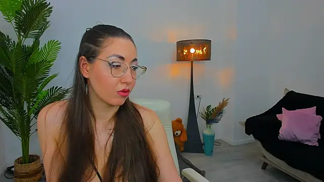 Snapshot of Kylie_Kathy chatting on 10, 1, 2026 Kylie Kathy online show from 10, 1, 2026