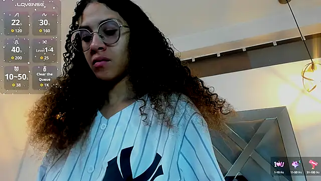 Hanna Cornee  online show from 4, 10, 2025