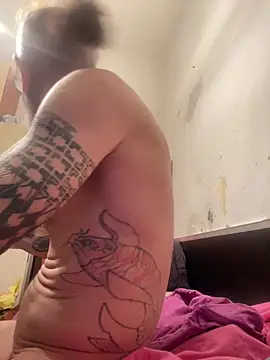 crisfootlicker online show from 18, 7, 2026