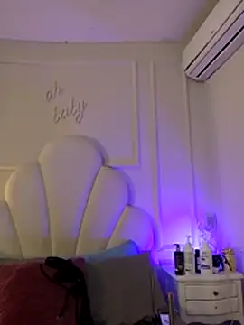 Kaylachannell online show from 3, 3, 2026