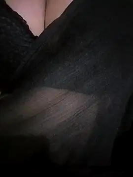 Snapshot of Ponds_beauty chatting on 21, 10, 2025 Ponds beauty online show from 21, 10, 2025