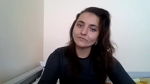 DInaraXRose online show from 12, 9, 2025