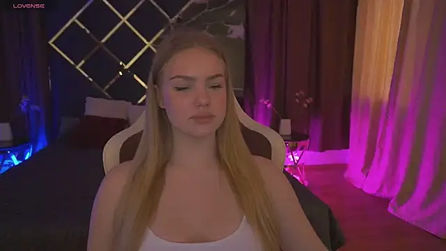 Snapshot of CelesteNoir chatting on 5, 2, 2026 CelesteNoir online show from 5, 2, 2026