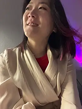 AikoYamada online show from 8, 11, 2025