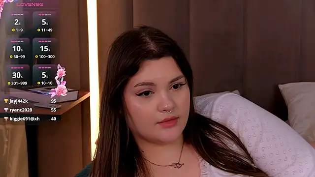 EmilyHyde online show from 16, 5, 2026
