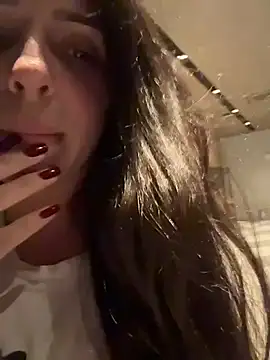 Lady LauraRose online show from 5, 2, 2026