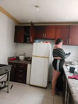 Snapshot of Miss-tetas chatting on 10, 9, 2025 Miss-tetas online show from 10, 9, 2025