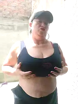 Snapshot of Miss-tetas chatting on 9, 10, 2025 Miss-tetas online show from 9, 10, 2025