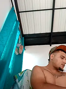 Snapshot of Juamcho433 chatting on 19, 12, 2025 Juamcho433 online show from 19, 12, 2025