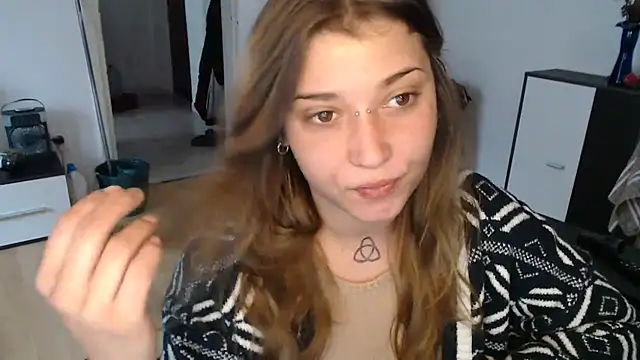 Snapshot of Aliens4twenty chatting on 29, 9, 2025 Aliens4twenty online show from 29, 9, 2025